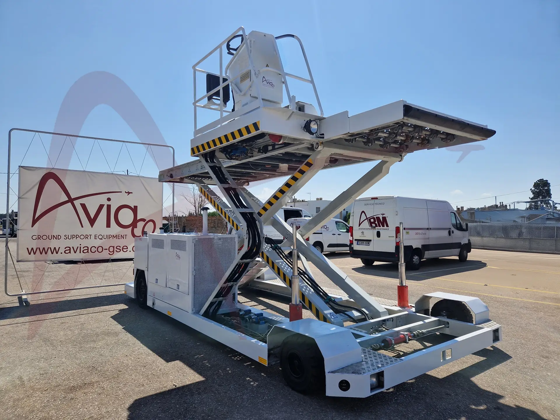 Refurbished Belt Loaders