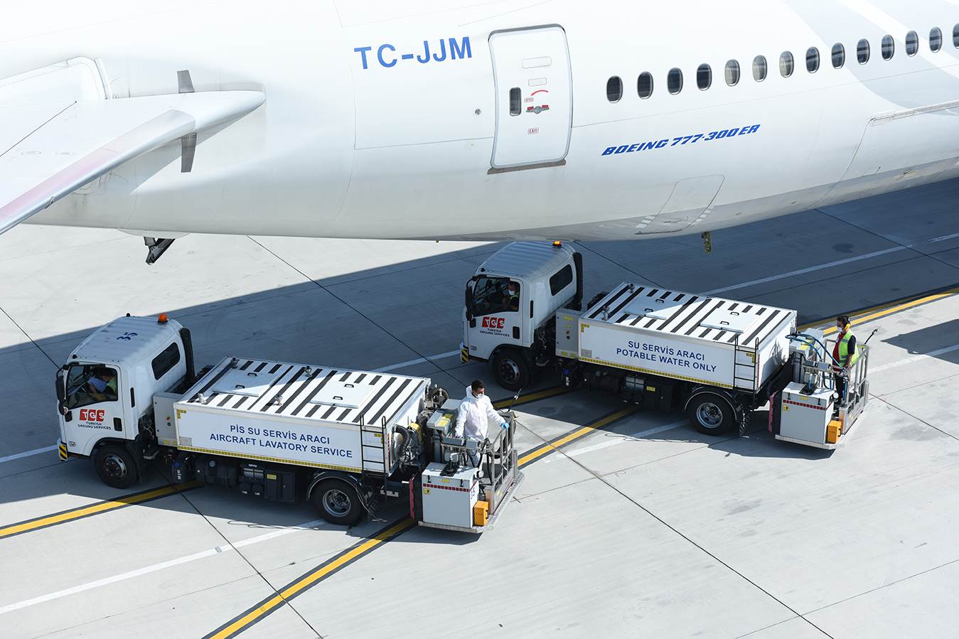 Lavatory Service Truck
